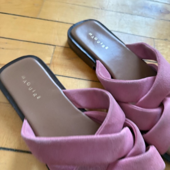Maguire Sz 8 (38) Suede Braided Pink Slip On Sandals - Picture 3 of 7
